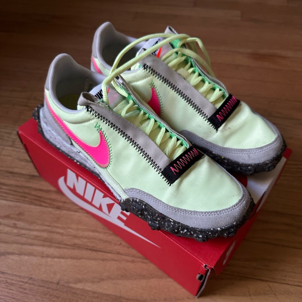 Women’s Nike Waffle Racer Crater